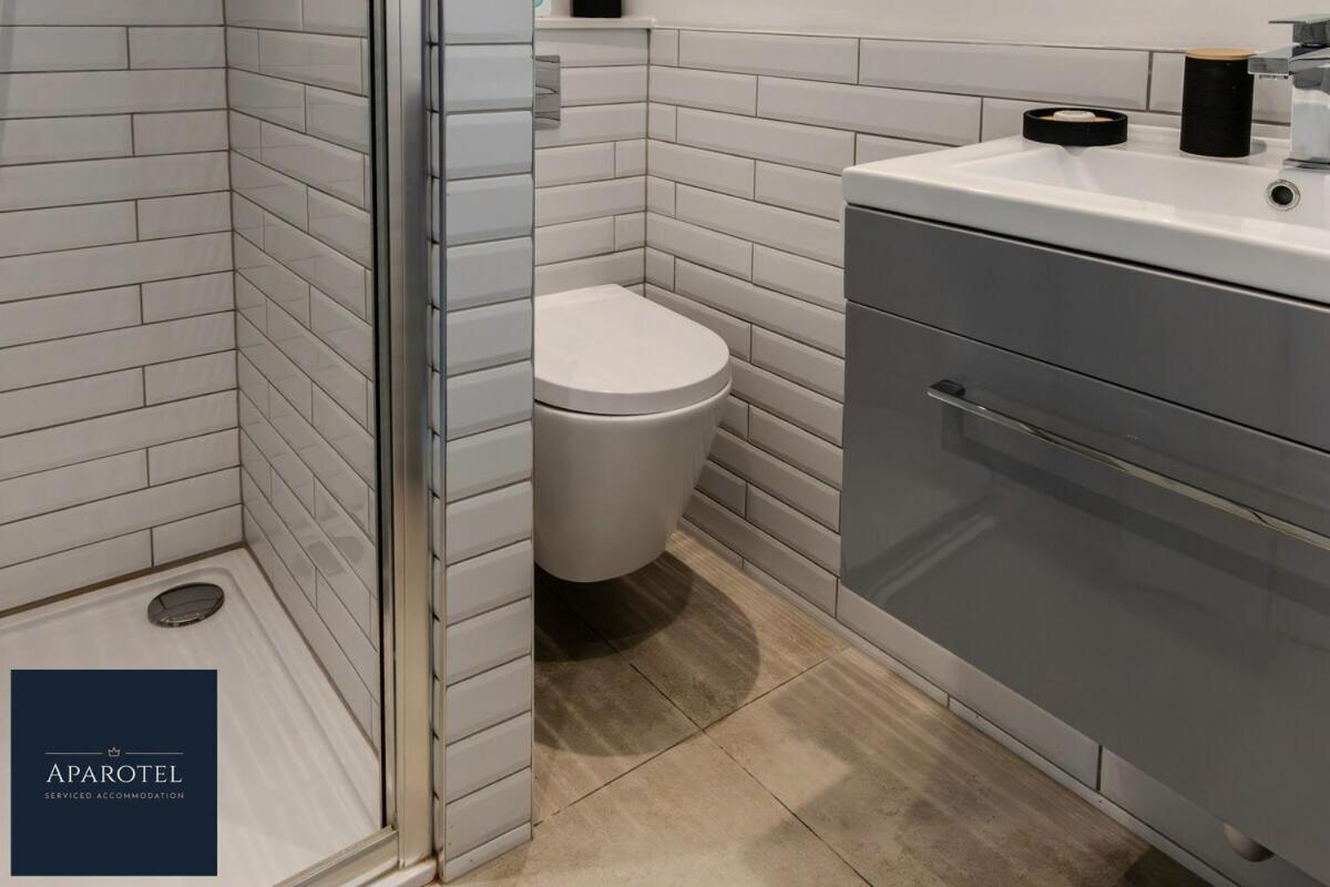 Aparotel Serviced Apartments - Stonehenge, Amesbury Town Centre 部屋 写真