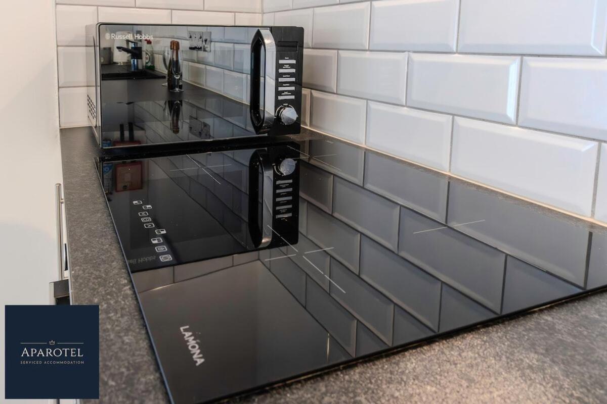 Aparotel Serviced Apartments - Stonehenge, Amesbury Town Centre 部屋 写真