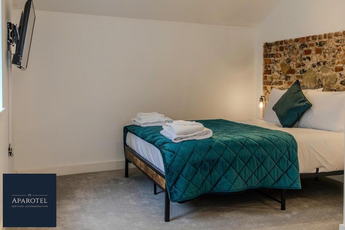 Aparotel Serviced Apartments - Stonehenge, Amesbury Town Centre 部屋 写真