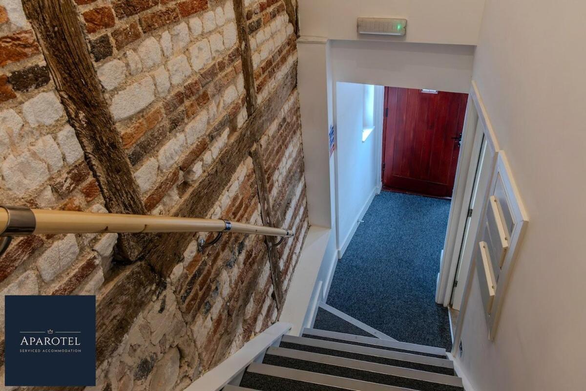 Aparotel Serviced Apartments - Stonehenge, Amesbury Town Centre 部屋 写真