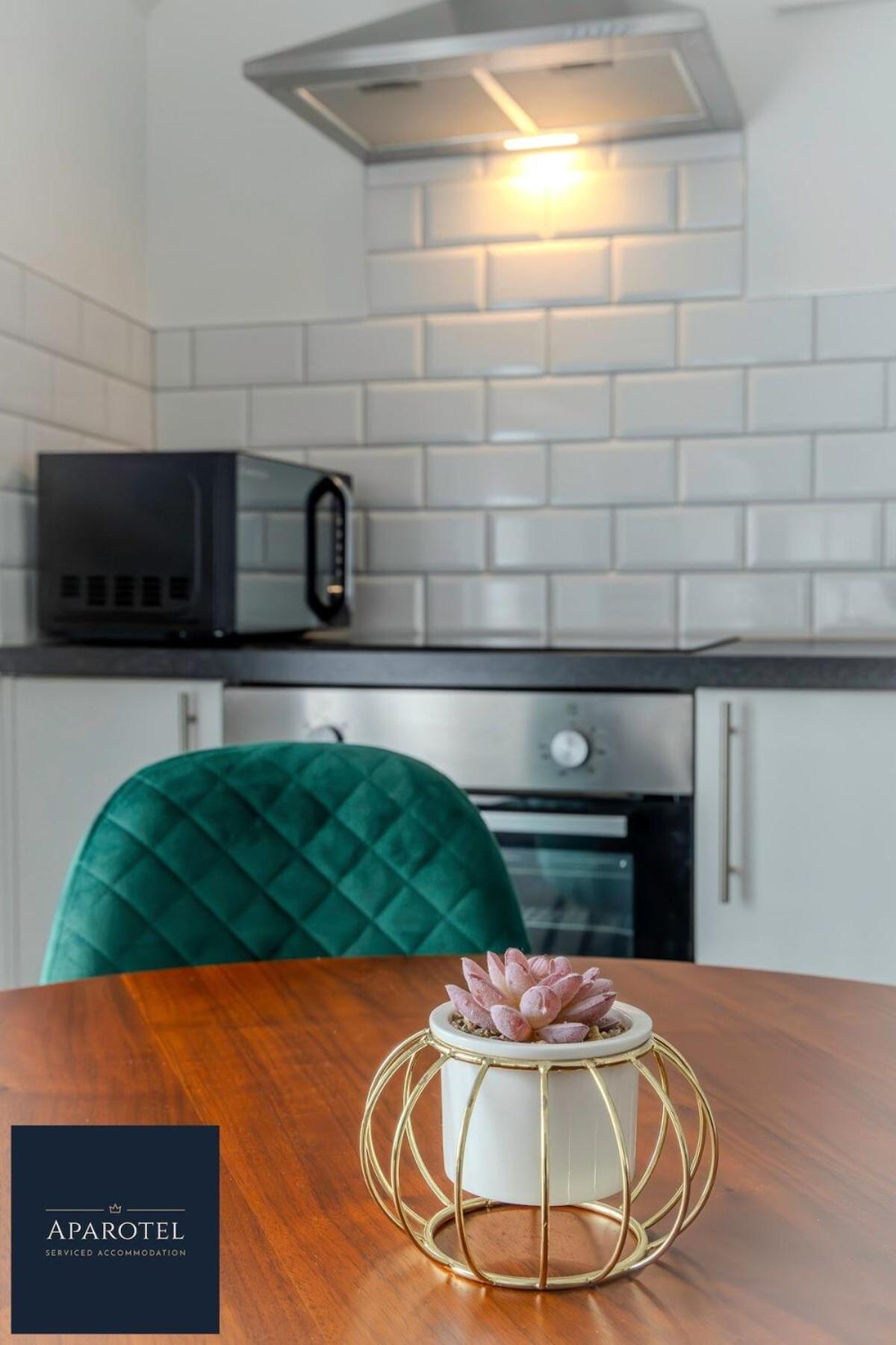 Aparotel Serviced Apartments - Stonehenge, Amesbury Town Centre 部屋 写真