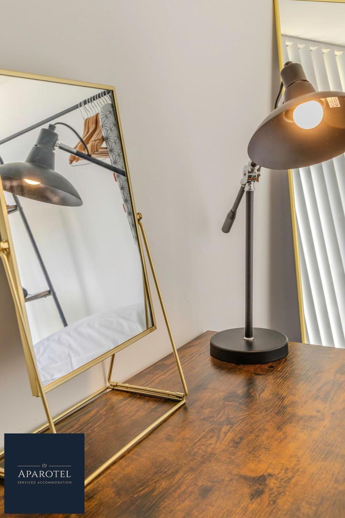 Aparotel Serviced Apartments - Stonehenge, Amesbury Town Centre 部屋 写真